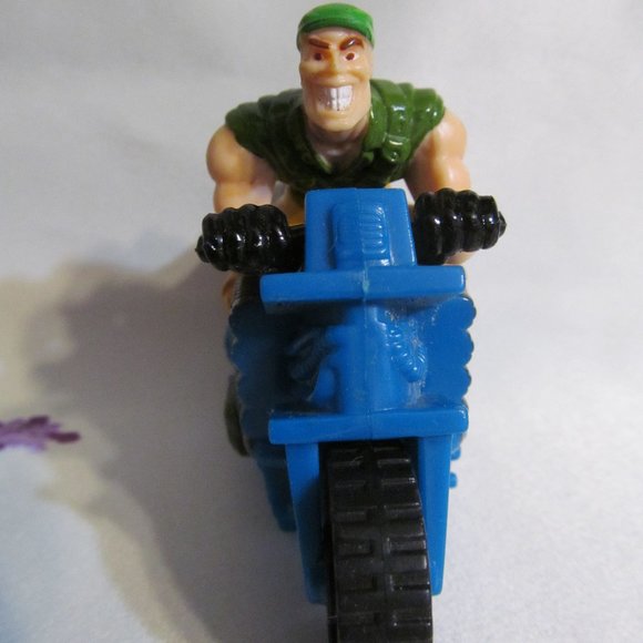 Vintage 1998 Burger King Club Small Soldiers Rip Roarin’ Kip Killigan Motorcycle - Picture 5 of 13